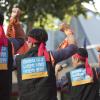 -10월 4일 오후 서울 대학로에서 공공부문 파업 노동자들이 ‘민주개악 저지! 성과퇴출제 분쇄! 공공운수노조 2차 총파업 총력투쟁대회’를 열고 있다.