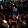 -10월 29일 오후 서울 광화문 청계광장에서 5만여 명이 모여 “모이자! 분노하자! #내려와라 박근혜 시민 촛불” 대회를 열고 박근혜 퇴진을 외치고 있다. 