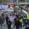 -3월 8일 오후 세계 여성의 날을 맞아 ‘팔레스타인 여성들과 연대를!’ 집회 참가자들이 서울 도심을 행진하고 있다. 