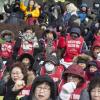 -공공운수노조 서경지부 청소·경비노동자들이 1월 11일 오후 서울 세종로 일자리위원회 앞에서 임금인상 무력화 시도와 인원감축에 반대하는 결의대회를 하고 있다. 