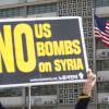-반전평화연대(준)이 미 대사관 앞에서 긴급 기자회견을 열어 미국의 시리아 공습 계획을 강력히 규탄하고 있다.