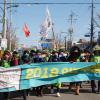 -12월 7일 오후 경기도교육청 앞에서 열린 ‘2018 임금투쟁승리 총파업대회’를 마친 노동자들이 수원 일대를 행진하고 있다